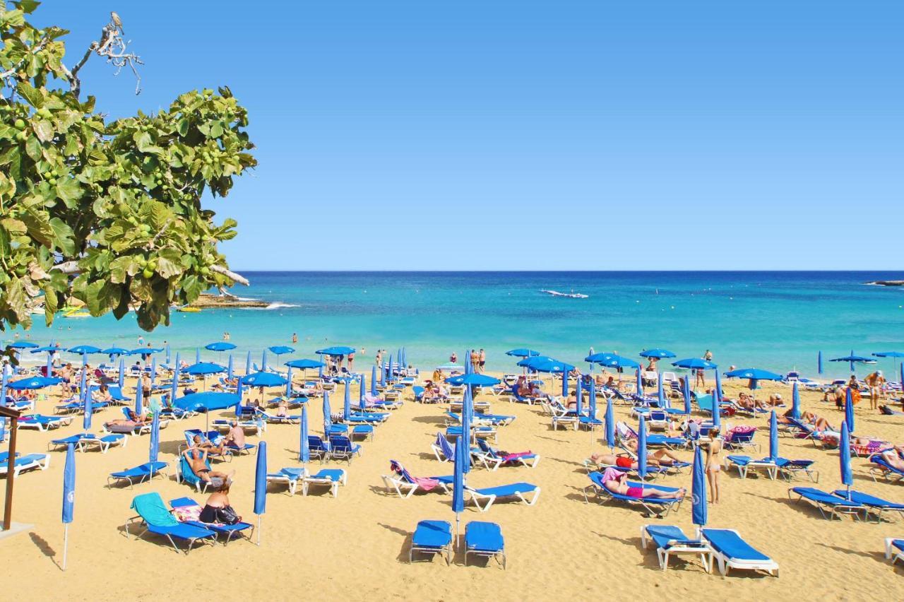 Lucile - Coralli Beachfront Apartment パラリムニ エクステリア 写真
